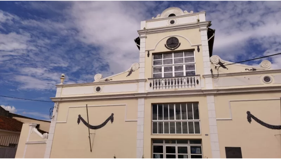 Barbacena decreta ponto facultativo nos dias 21 e 24 de novembro de 2025