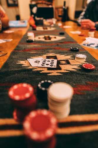 Jogo de cartas 21: um breve guia sobre o famoso Blackjack - Jornal