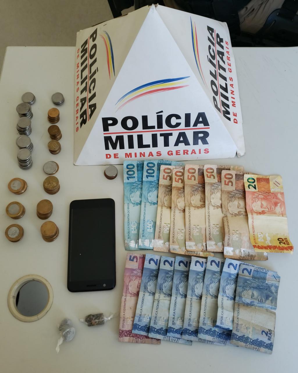 Mulher que traficava drogas em hotel no Pontilhão é  presa